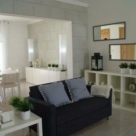 Villa Marisa וילה ססימברה